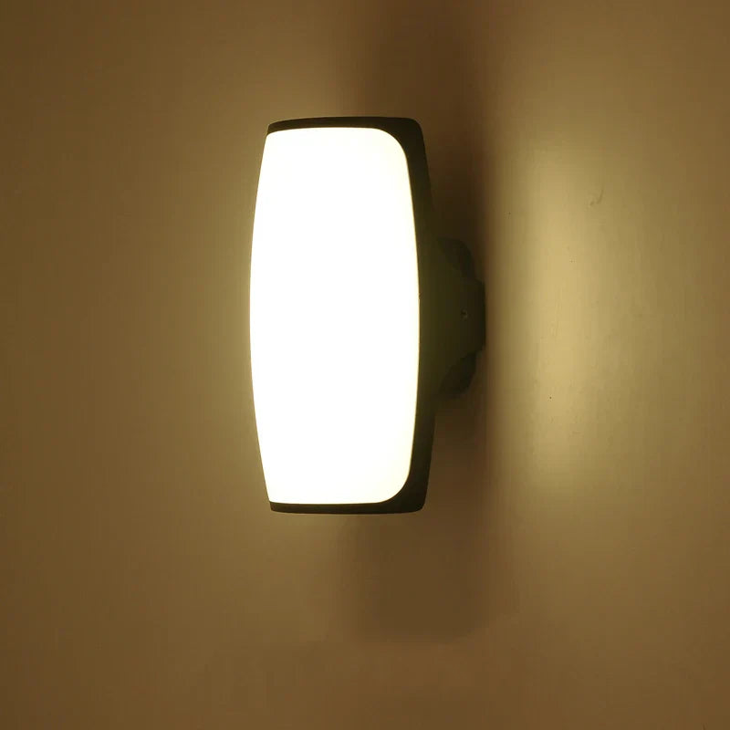 BrisaFrost Wetterfeste LED-Wandleuchte – Außenwandleuchte aus Aluminium – Ansicht 6 von 7