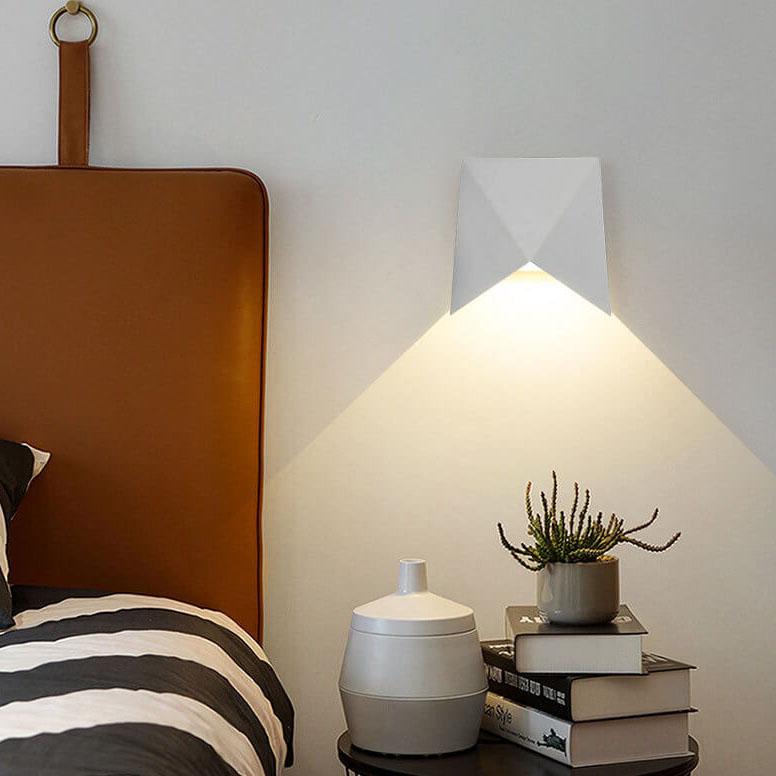 OrigaLux Origami LED-Wandleuchte aus Aluminium – Ansicht 10 von 14