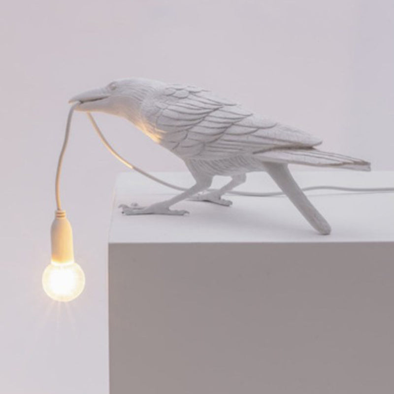 AvianLuxe Kunstvolle Vogel-Tischlampe aus Harz – Tischleuchte – Ansicht 9 von 9