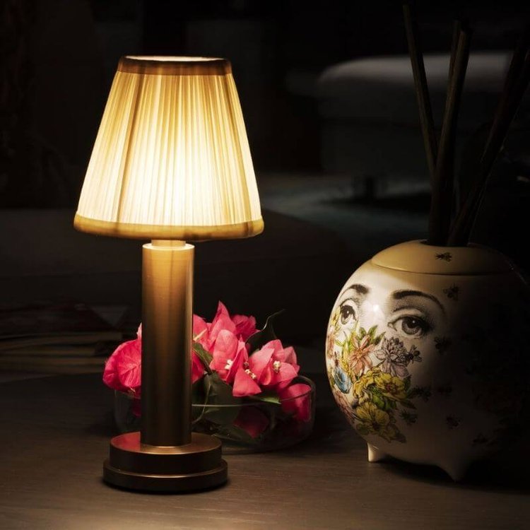 VelloGlow Kabellose LED-Tischlampe mit Stoffschirm – kabellose Tischleuchte – Ansicht 10 von 21