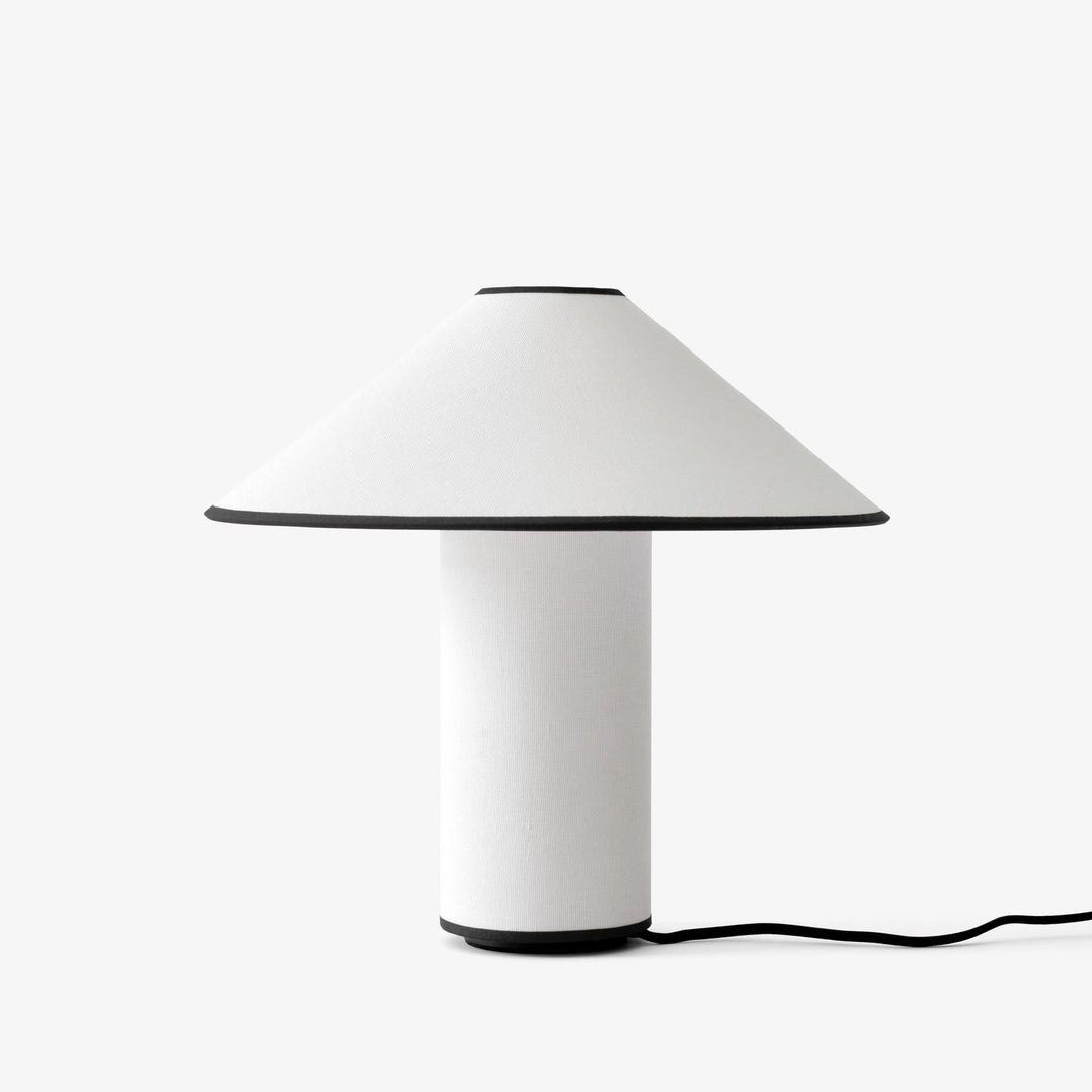 Amara Tischlampe Eleganter Stoffschirm in Beige – Tischleuchte aus Metall – Ansicht 29 von 40
