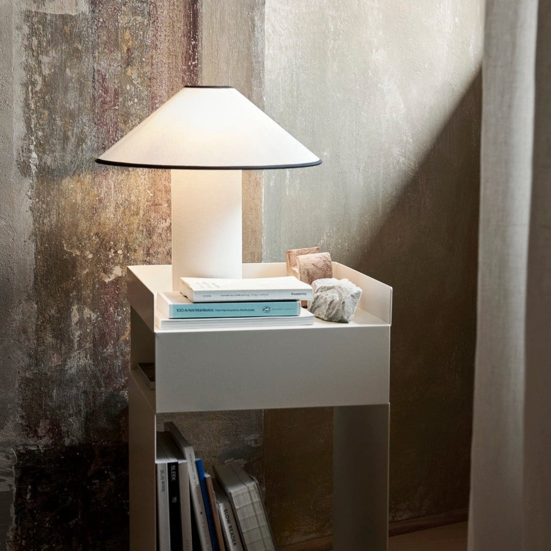 Amara Tischlampe Eleganter Stoffschirm in Beige – Tischleuchte aus Metall – Ansicht 9 von 40