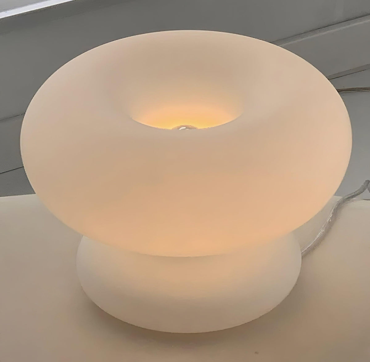 HaloLum Donut-Tischlampe mit warmem Licht – Tischleuchte – Ansicht 10 von 40