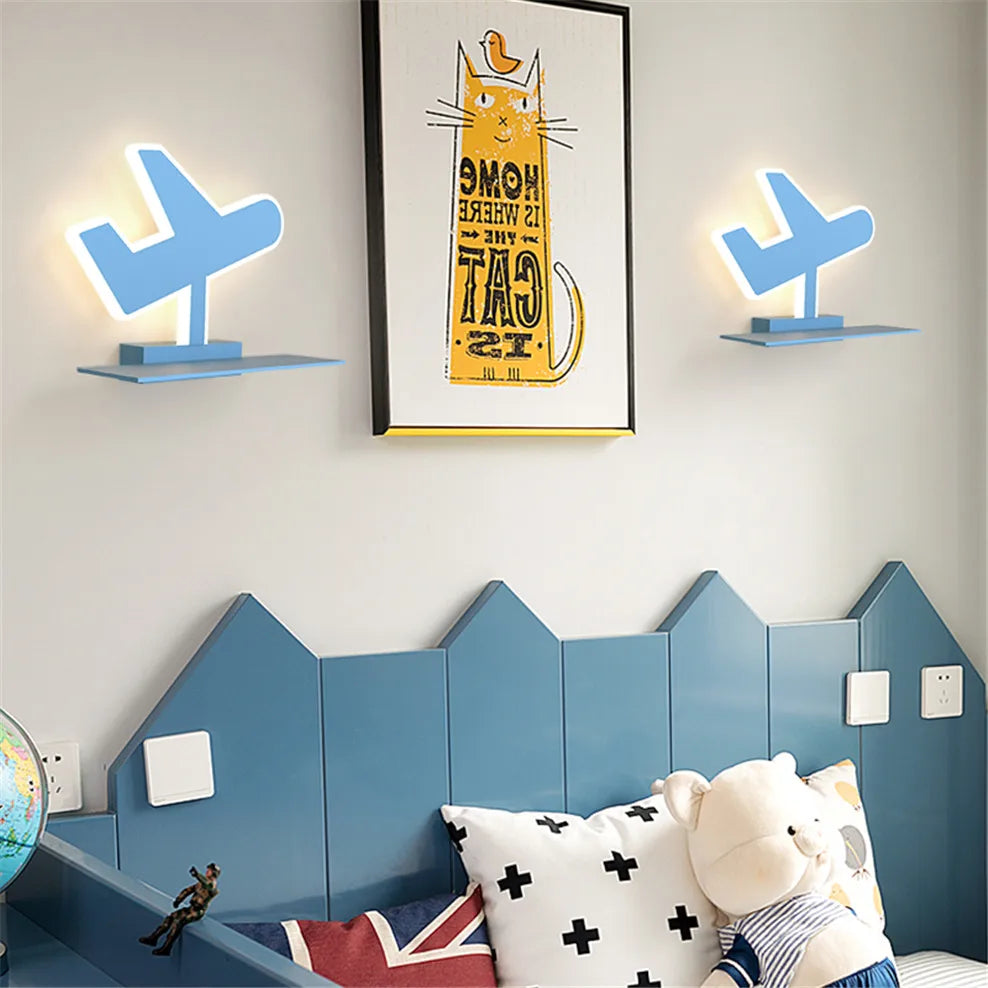AeroWing LED-Wandleuchte im Flugzeugdesign
