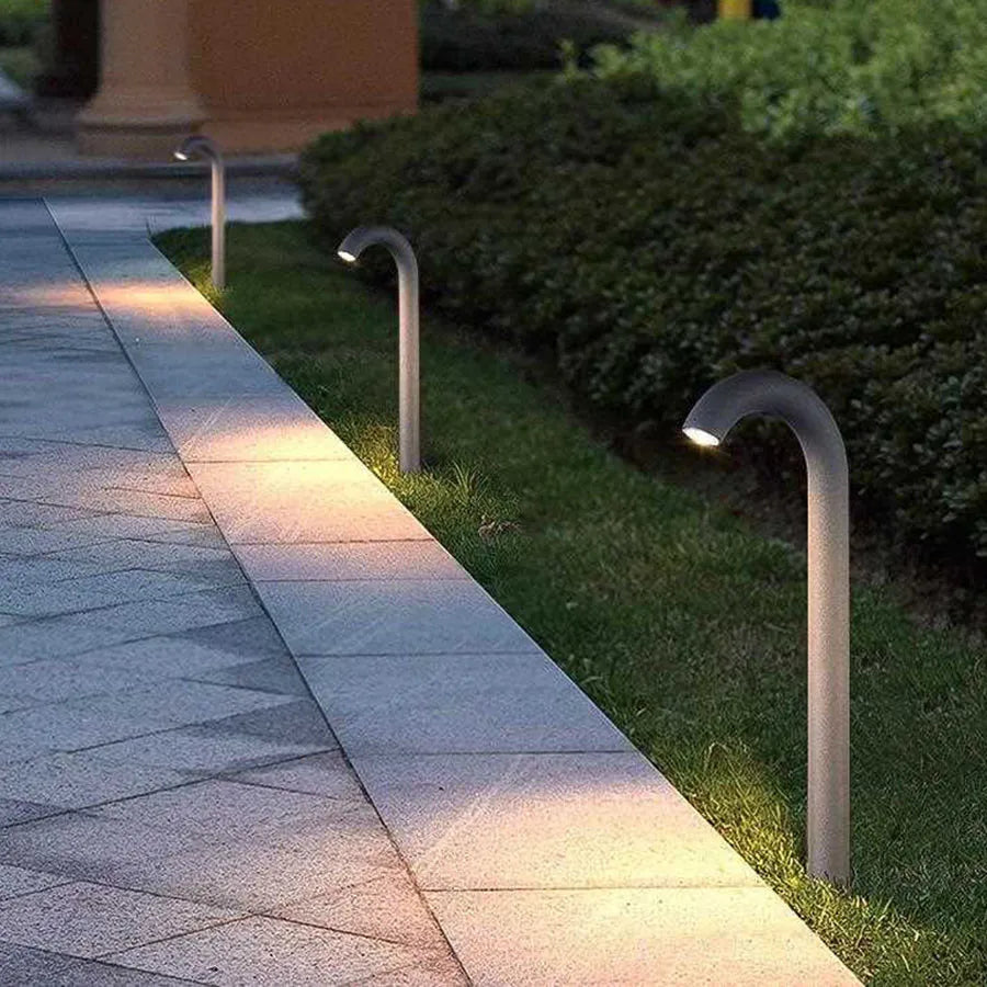 AquaFlux LED Wassergartenlampe mit Fließeffekt – Gartenleuchte