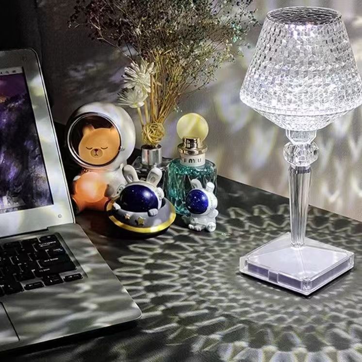LumiCrystal LED-Tischleuchte aus Kristallglas mit 3 Lichtmodi – Ansicht 8 von 11