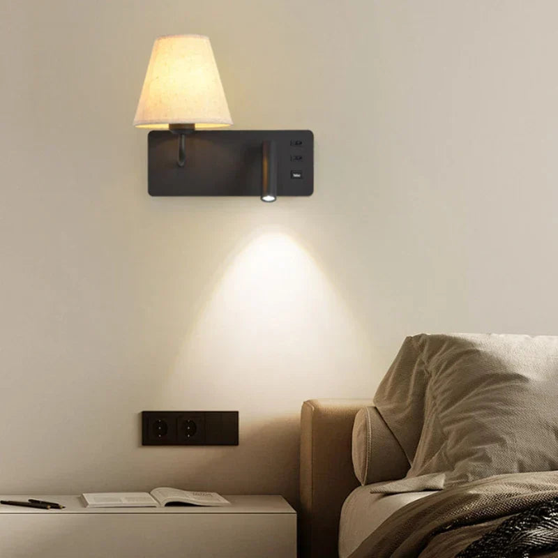 LumiRead Wandleuchte mit USB-Ladefunktion und Leselicht