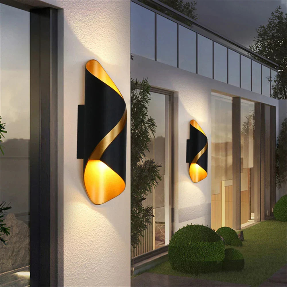 AquaLume LED-Außenwandleuchte mit Doppelkopf aus Aluminium