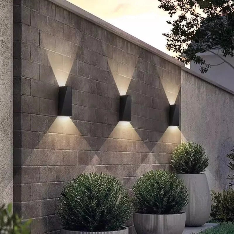 BeluFacet LED Außenwandleuchte mit klarem Licht – Ansicht 2 von 10