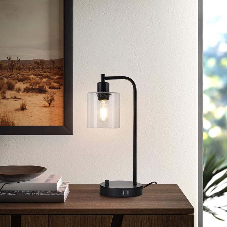 UrbanForge Industrielle Tischleuchte mit USB-Anschluss – Schreibtischlampe – Ansicht 2 von 7