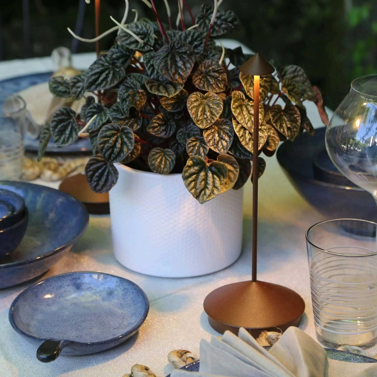 Luxa Kabellose Design-Tischleuchte – Ansicht 4 von 9