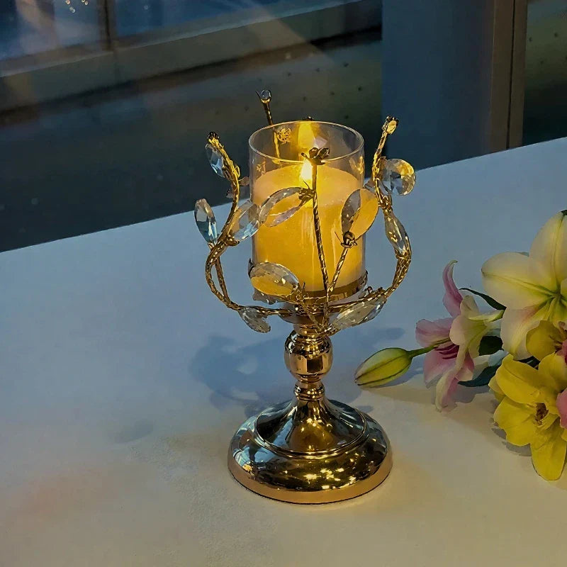 PetaloGlow Kerzenhalter im Blüten-Design mit goldenem Finish – LED-Kerzen – Ansicht 13 von 16