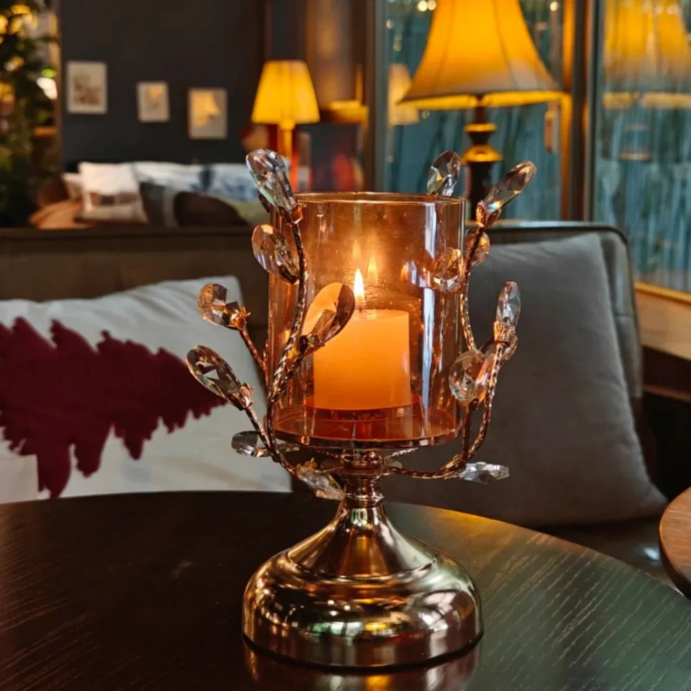 PetaloGlow Kerzenhalter im Blüten-Design mit goldenem Finish – LED-Kerzen – Ansicht 2 von 16