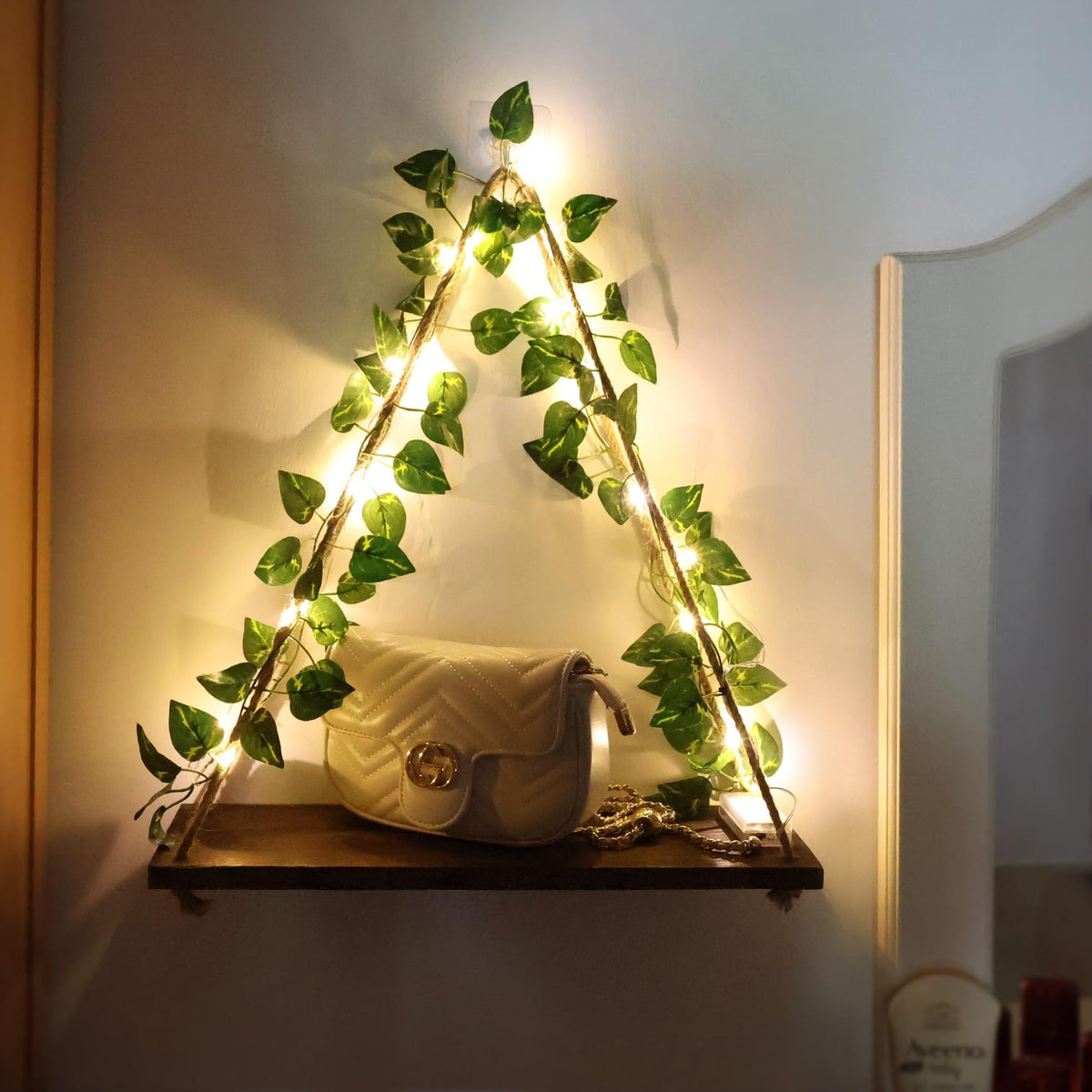 IvyGlow LED-Wandregal im Vintage-Stil – Wohnaccessoire – Ansicht 2 von 9