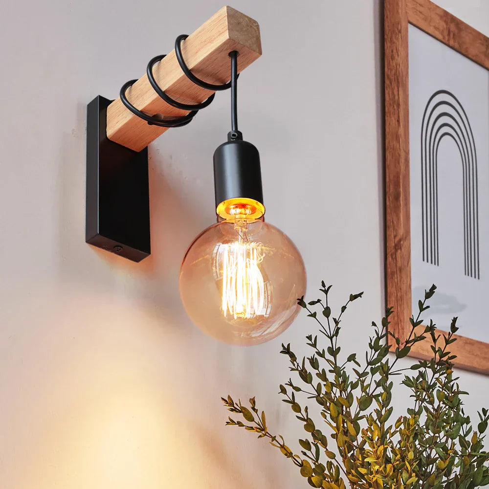 OakForge Wandleuchte aus Holz & Metall