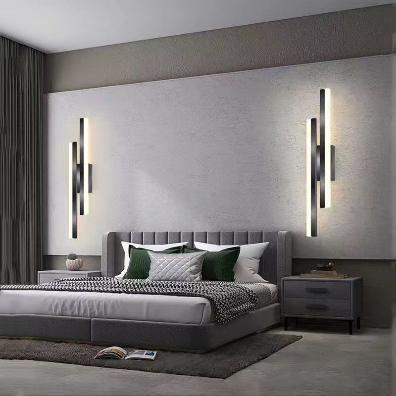 GoldNoir Elegante LED-Wandleuchte in Schwarz & Gold – Ansicht 2 von 9