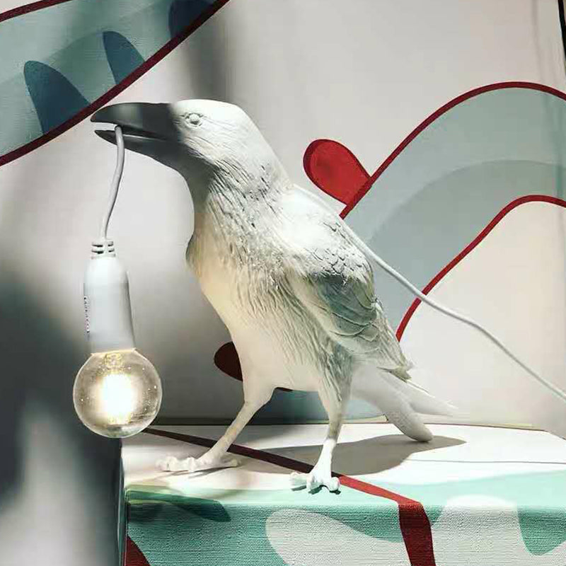 AvianLuxe Kunstvolle Vogel-Tischlampe aus Harz – Tischleuchte – Ansicht 7 von 9
