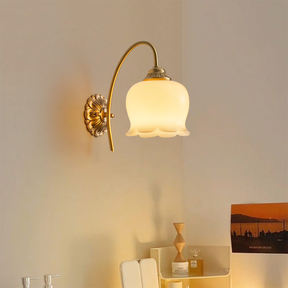 CuproLux Wandleuchte mit Kupferrahmen & Glasschirm – Ansicht 6 von 13
