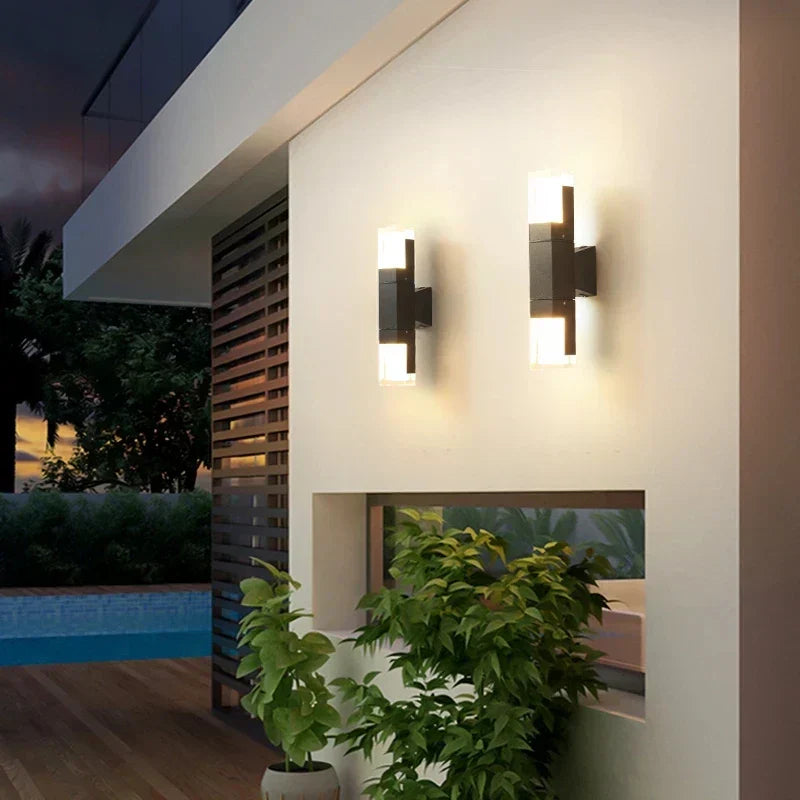 AluLinea Schlanke LED-Wandleuchte aus Aluminium