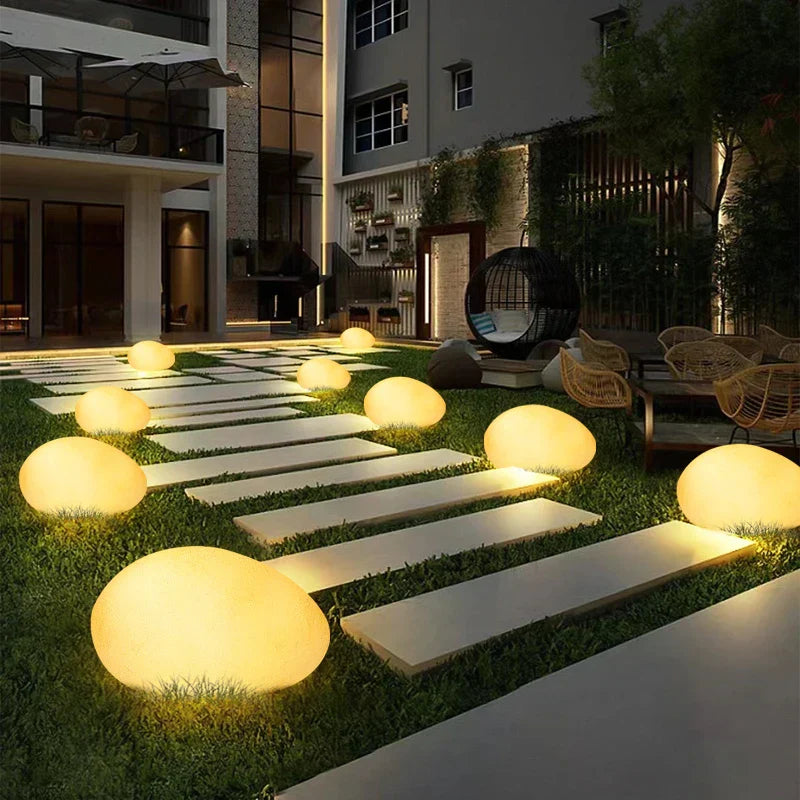 PetraLux LED-Gartenleuchte im Steindesign mit Fernbedienung