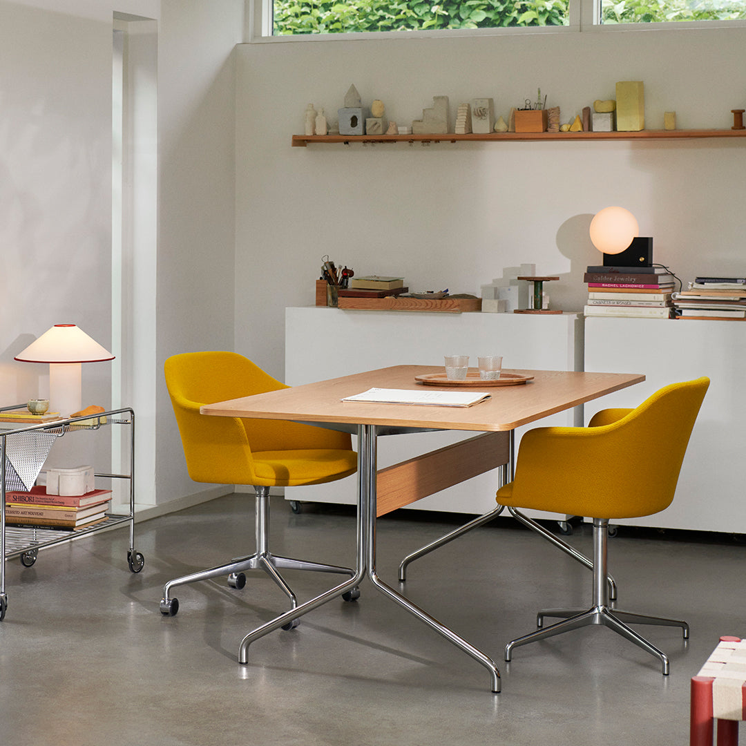 Amara Tischlampe Eleganter Stoffschirm in Beige – Tischleuchte aus Metall – Ansicht 39 von 40