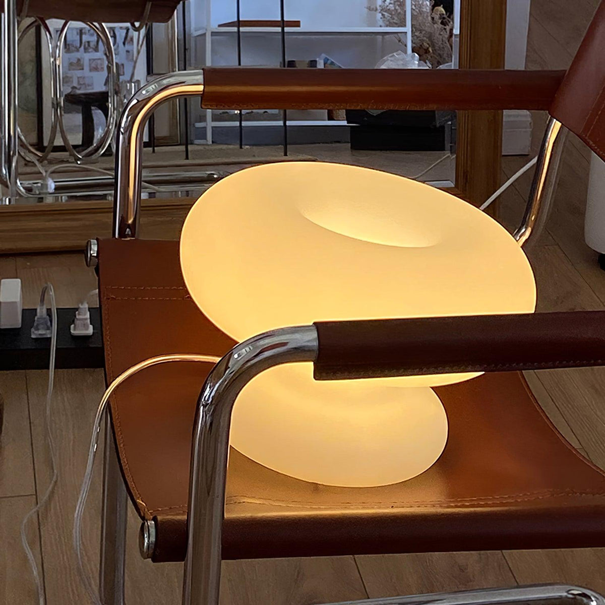 HaloLum Donut-Tischlampe mit warmem Licht – Tischleuchte – Ansicht 15 von 40