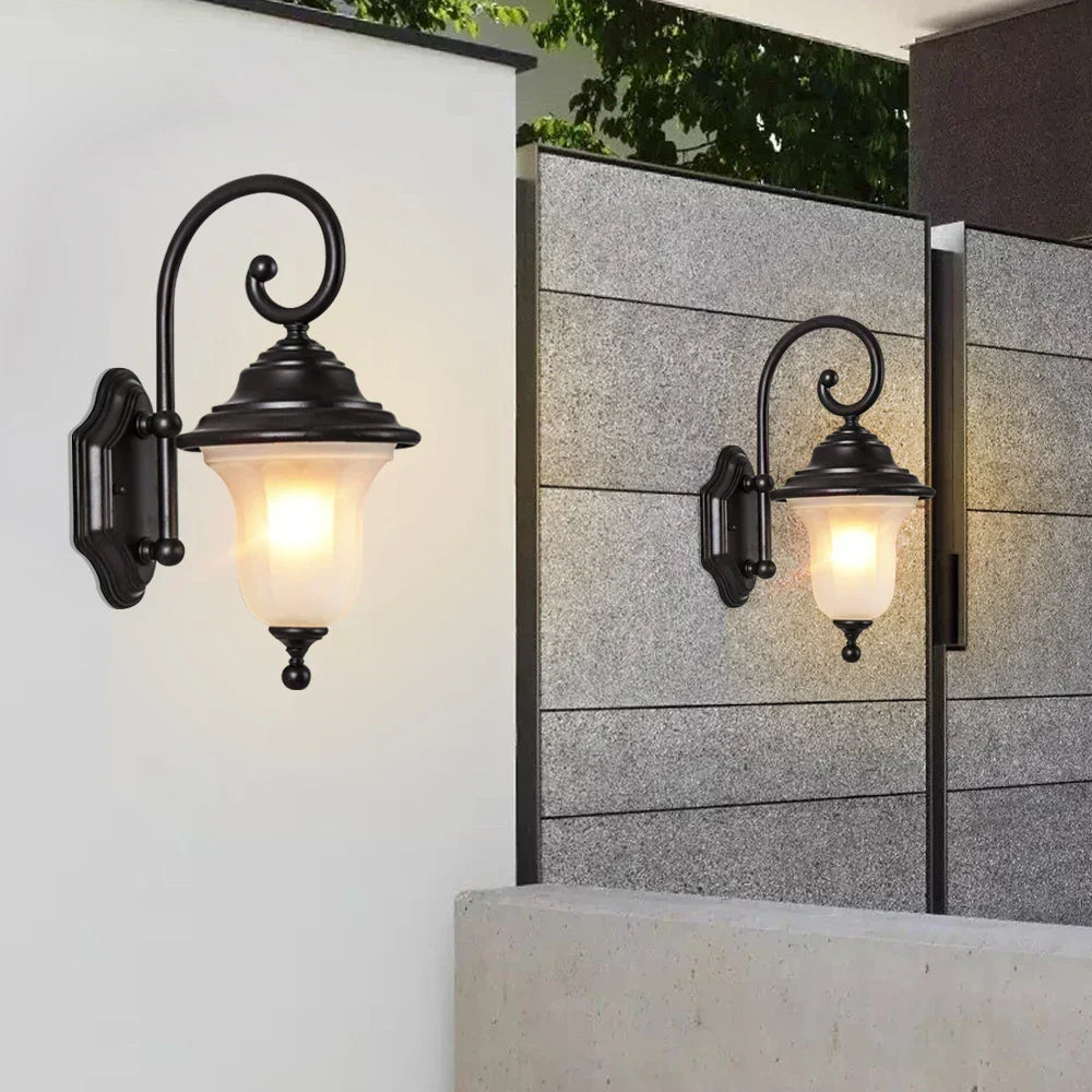 RetroLuma Vintage Außenwandleuchte für Garten & Terrasse – Ansicht 2 von 4