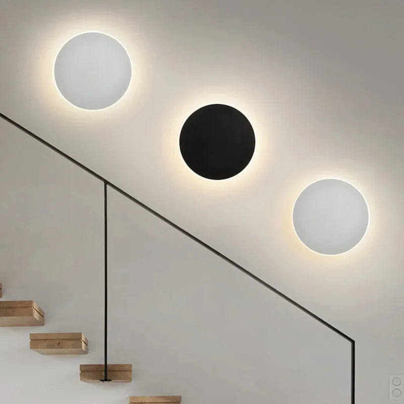 Ringspur Runde LED-Wandleuchte mit sanftem Lichtring – Ansicht 3 von 12