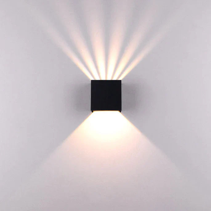 QuadroLux LED Außenwandleuchte für Fassade und Eingang