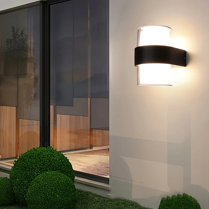 ArcaLuma Wasserdichte LED-Außenwandleuchte – Ansicht 2 von 8