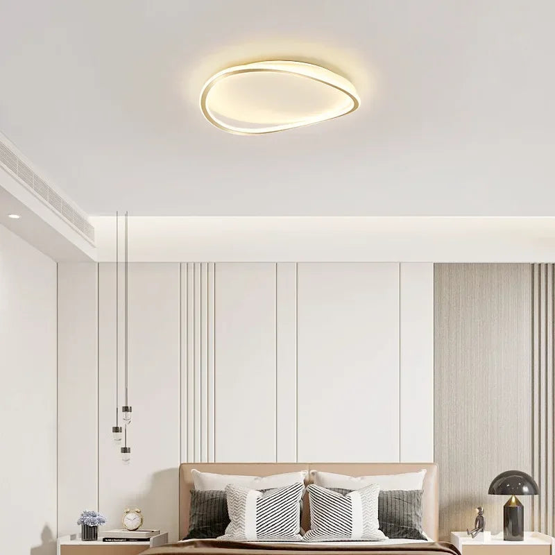 LumaCrest Eleganter LED-Kronleuchter mit verstellbarer Lichtfarbe – Pendelleuchte – Ansicht 3 von 8