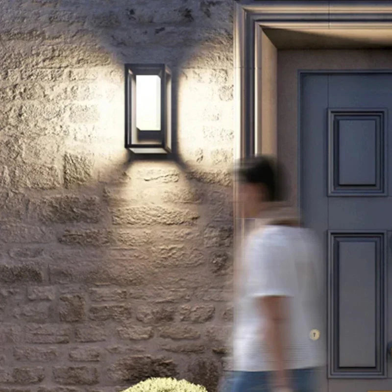 LumenArc Moderne LED-Außenwandleuchte – Ansicht 3 von 7