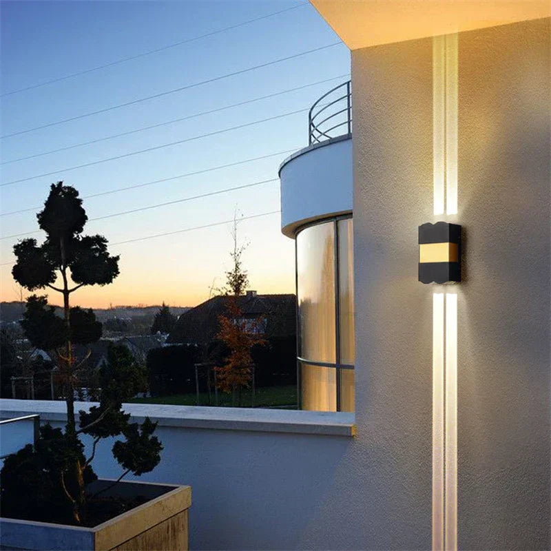 AquaWall Wasserdichte LED-Außenwandleuchte – Ansicht 2 von 7