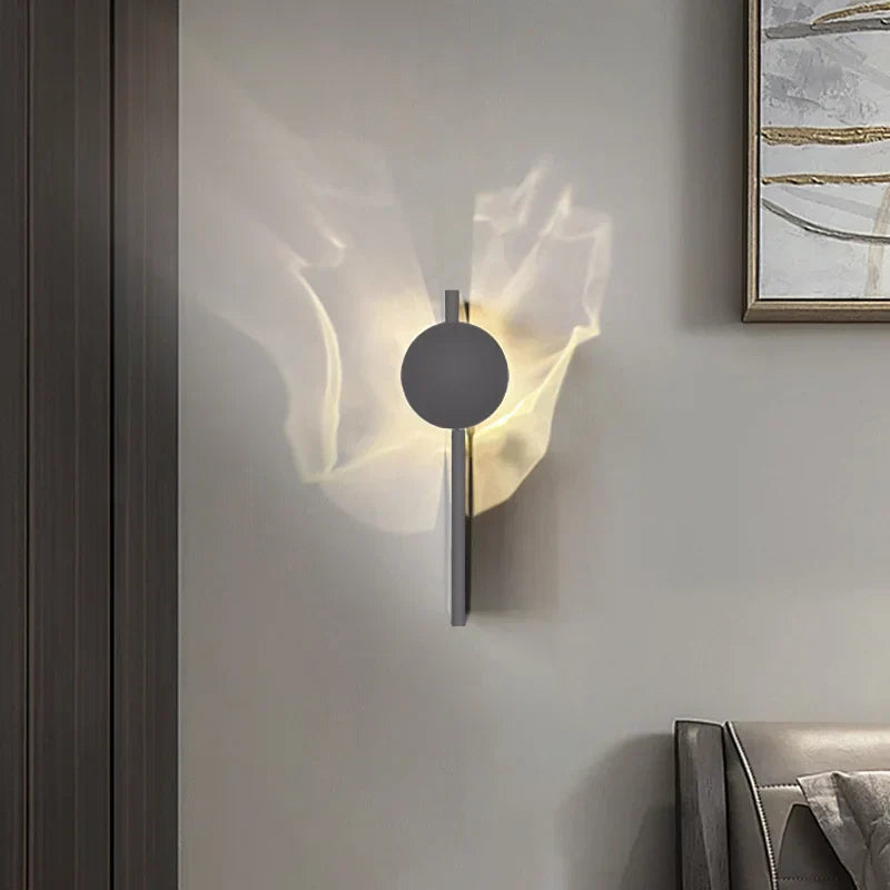 GlintWave Drehbare LED-Wandleuchte mit Wellendesign