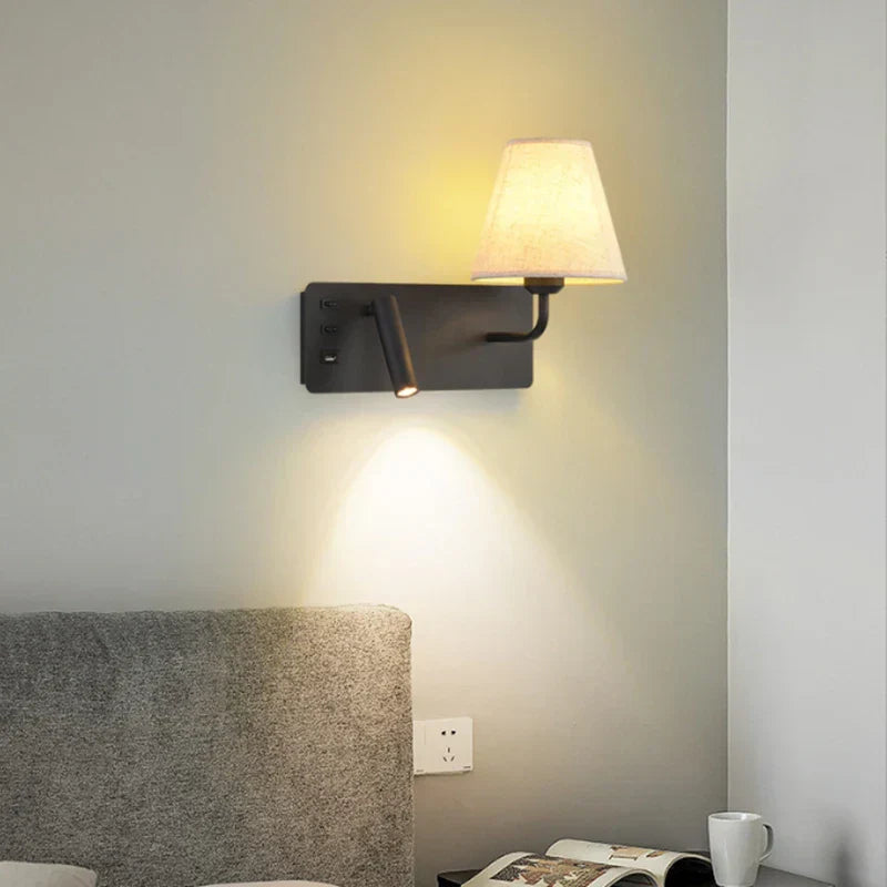 LumiRead Wandleuchte mit USB-Ladefunktion und Leselicht – Ansicht 3 von 16