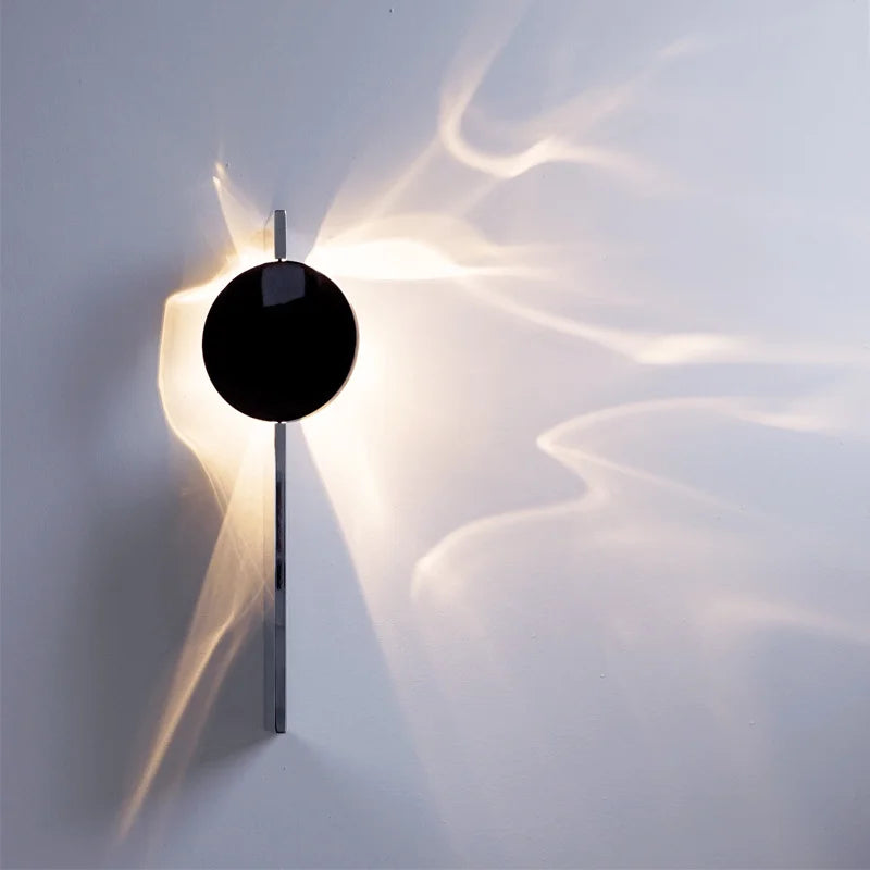GlintWave Drehbare LED-Wandleuchte mit Wellendesign – Ansicht 3 von 9
