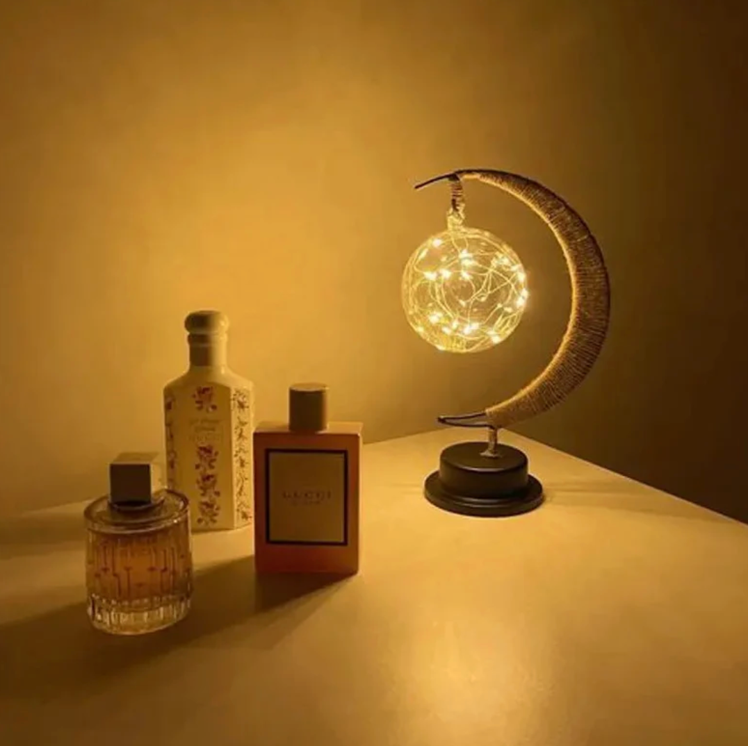 Luna Kabellose LED-Kugelleuchte – kabellose Tischleuchte aus Stoff – Ansicht 4 von 6