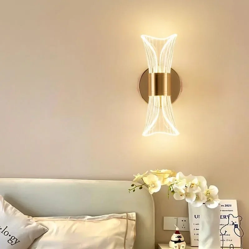 LumeWave LED-Wandleuchte mit geschwungenem Design