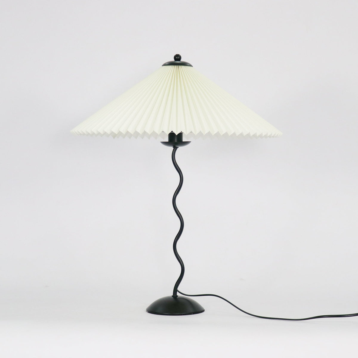 CurveWave Design-Tischlampe mit LED-Wellenform – Tischleuchte – Ansicht 32 von 34