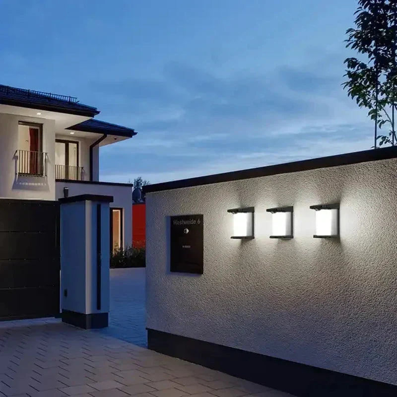 AquaWatch LED-Wandleuchte mit Bewegungssensor – Gartenleuchte