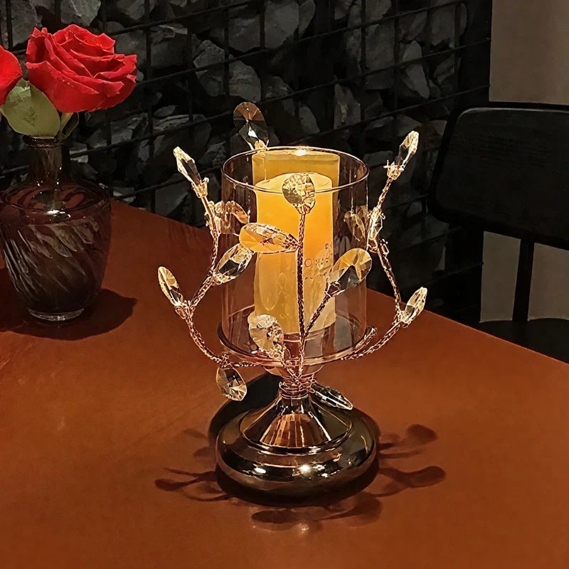 PetaloGlow Kerzenhalter im Blüten-Design mit goldenem Finish – LED-Kerzen – Ansicht 10 von 16