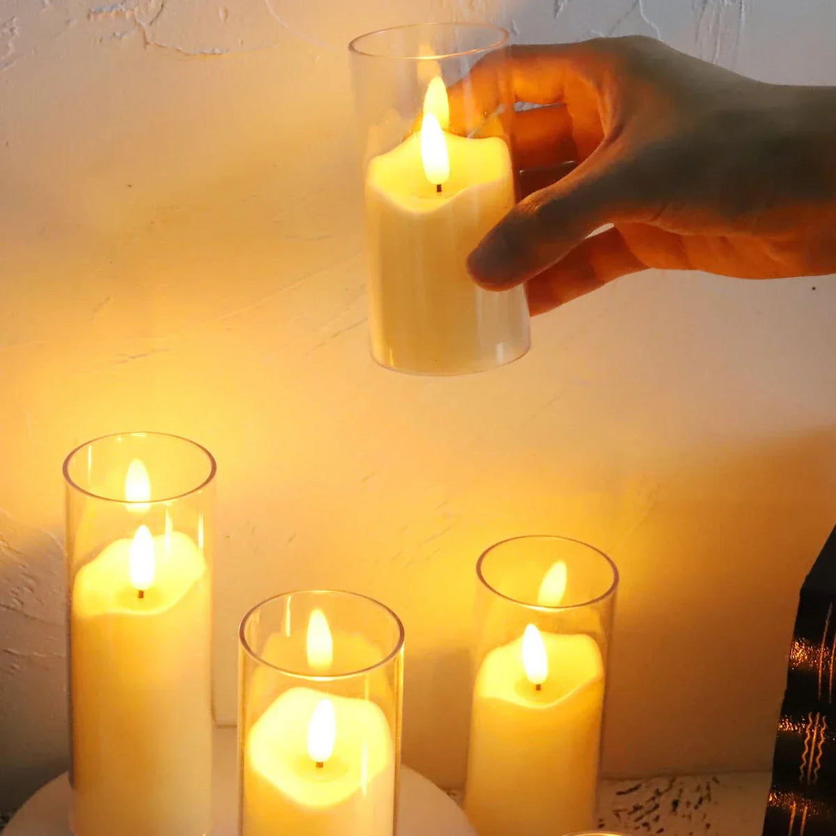 FlameAura LED-Kerzenset mit realistischem Flackerlicht aus Glas – Ansicht 5 von 7