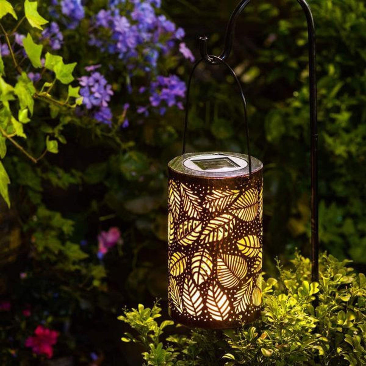 Foliara Solar-Gartenleuchte im Blätterdesign – Solarleuchte aus Metall – Ansicht 6 von 8