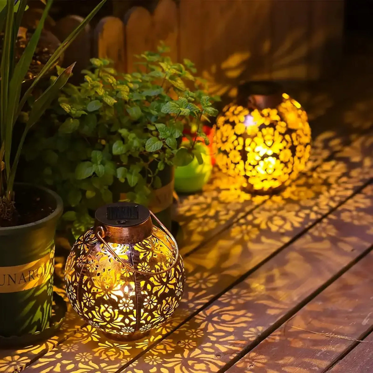 CorvaDawn Solar Gartenlampe im Retro-Design – Solarleuchte – Ansicht 3 von 10