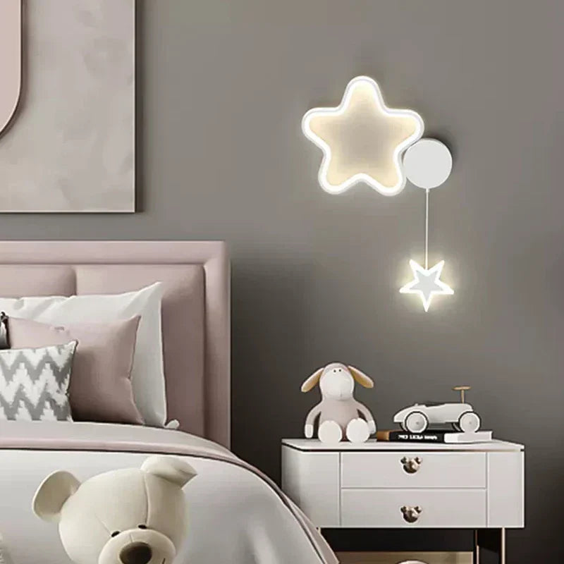 Selene Sternenhimmel-Wandleuchte fürs Schlafzimmer – Dekoleuchte